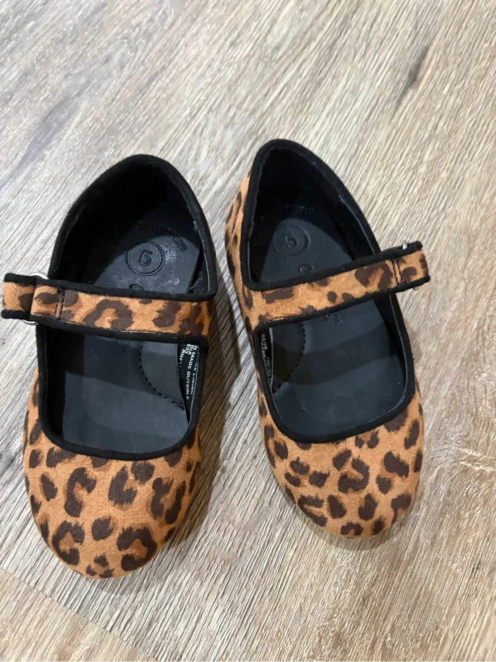 Cat & Jack Leopard Mary Jane Shoes – Baby Size 5